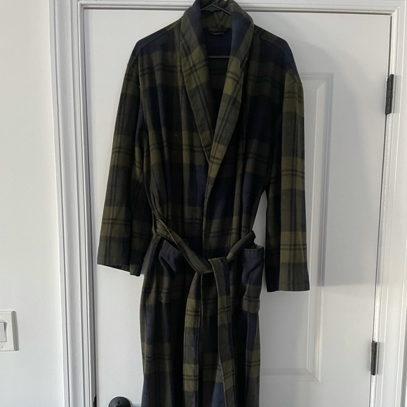 Merona | Other | Final Sale Merona Blue And Green Plaid Fleece Robe ...